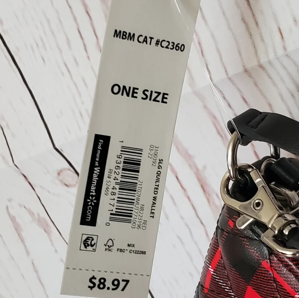 No Boundaries women's vinyl quilted wallet wristlet red and black plaid